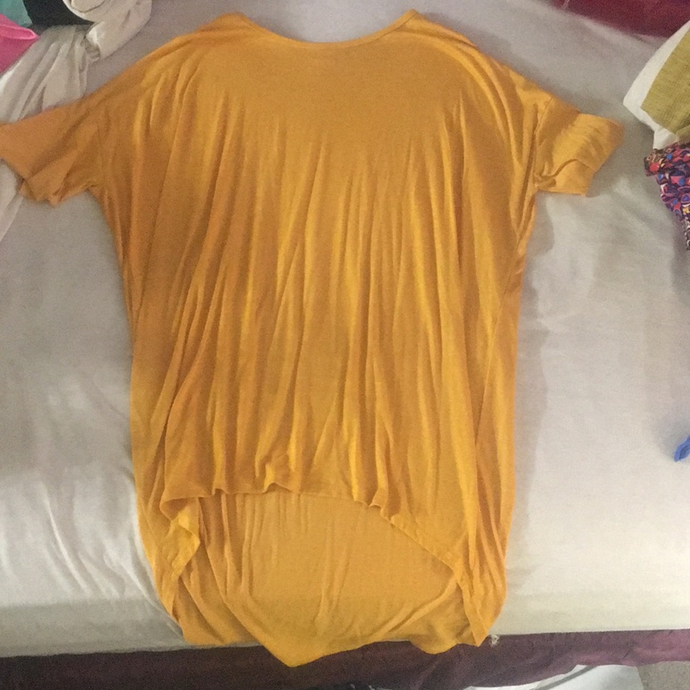 Solid yellow Irma